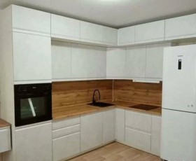 Модульная кухня Бруклин 2.4 x 2 м (Бетон белый) в Усть-Куте - ust-kut.katalogmebeli.com | фото 15